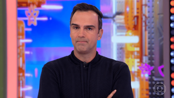 Tadeu Schmidt continua como apresentador do BBB em 2024 - Reprodução/Globo