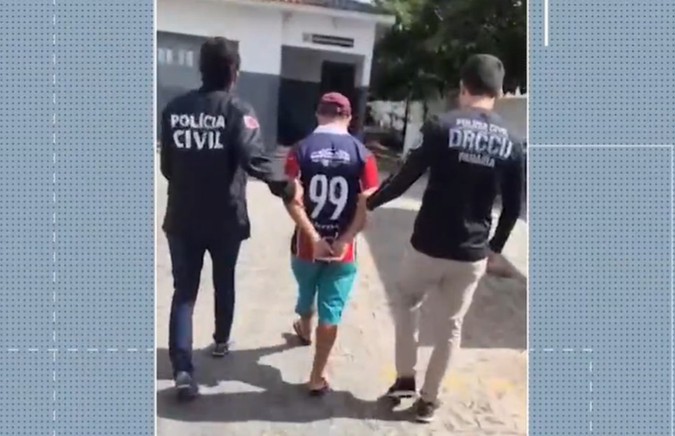 Homem é preso suspeito de abusar sexualmente de criança com autismo, em Campina Grande — Foto: TV Cabo Branco/Reprodução