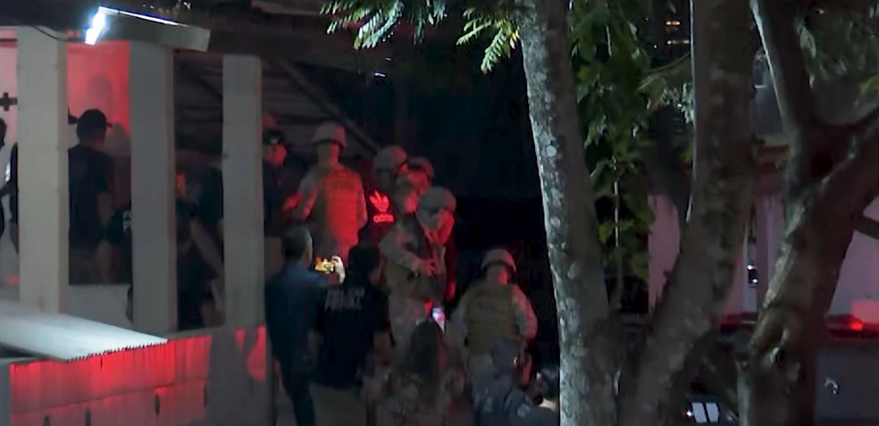 Hytalo Santos entra na penitenciária em João Pessoa, onde vai ficar preso — Foto: TV Cabo Branco