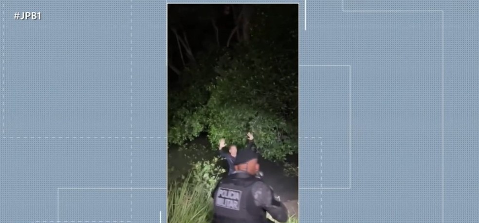 Tiroteio em Mandacaru deixa dois homens presos e um ferido em João Pessoa — Foto: Reprodução / TV Cabo Branco