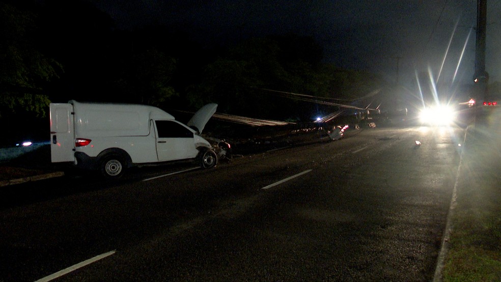 Segundo Tenente Fontes, do BPTran, condutor afirmou que havia cochilado. — Foto: TV Cabo Branco