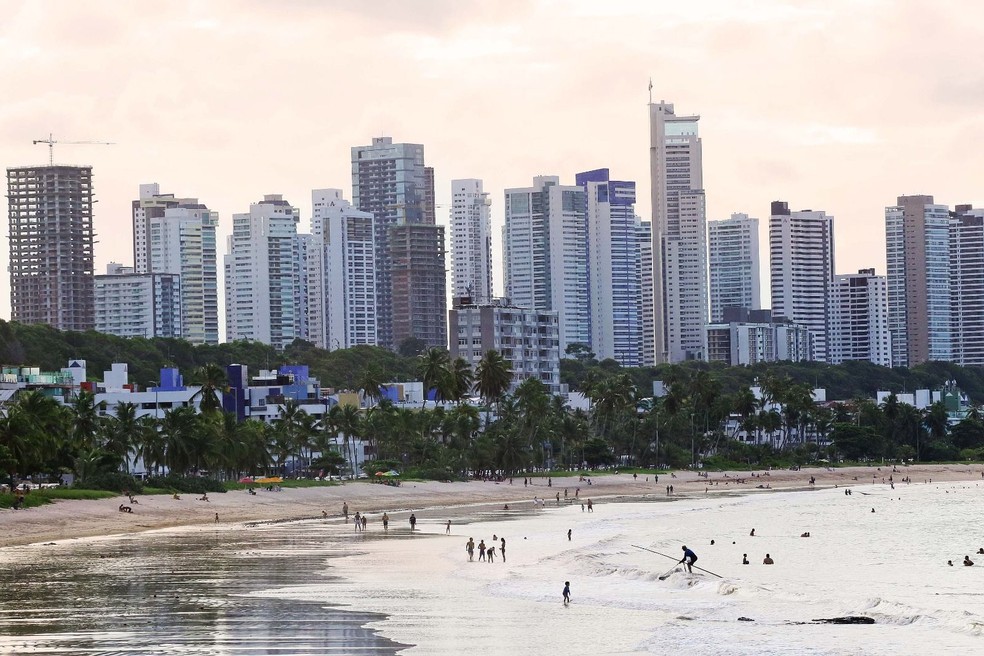 Turismo sustentável: produção de lixo aumenta 30% na alta estação com maior fluxo de turistas na Paraíba — Foto: Kleide Teixeira/Arquivo