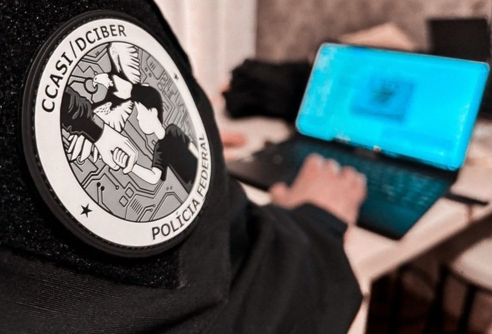 Homem é suspeito de armazenar imagens de abuso sexual infantojuvenil — Foto: Polícia Federal