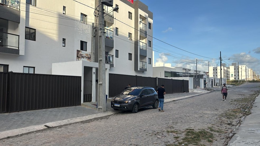 Um dos suspeitos foi preso em João Pessoa — Foto: Divulgação/Polícia Civil