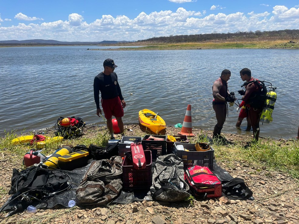 Corpo de jovem é encontrado em açude no Sertão da Paraíba — Foto: Divulgação/Corpo de Bombeiros da Paraíba