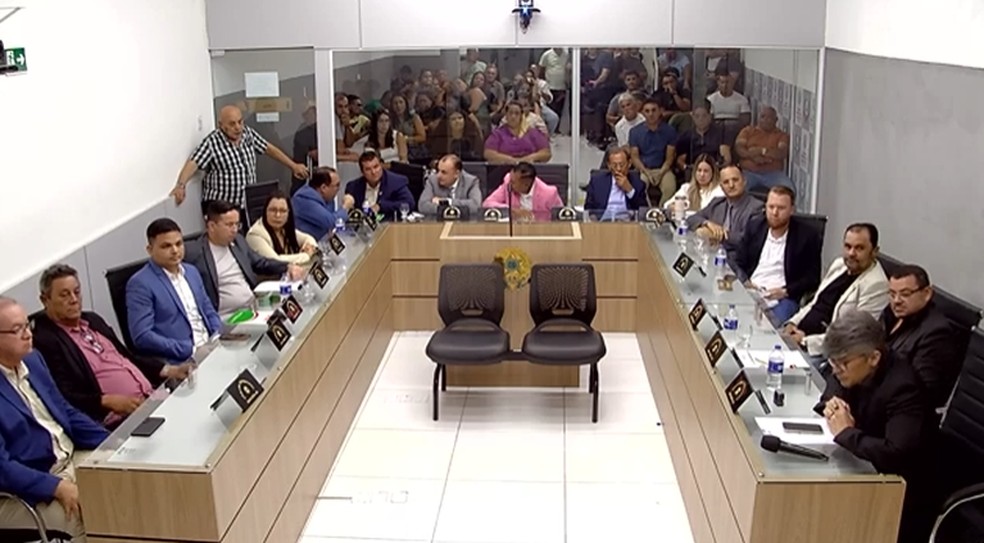 Câmara Municipal de Santa Rita aprova projeto que permite participação remota de vereadores presos em sessões — Foto: Reprodução