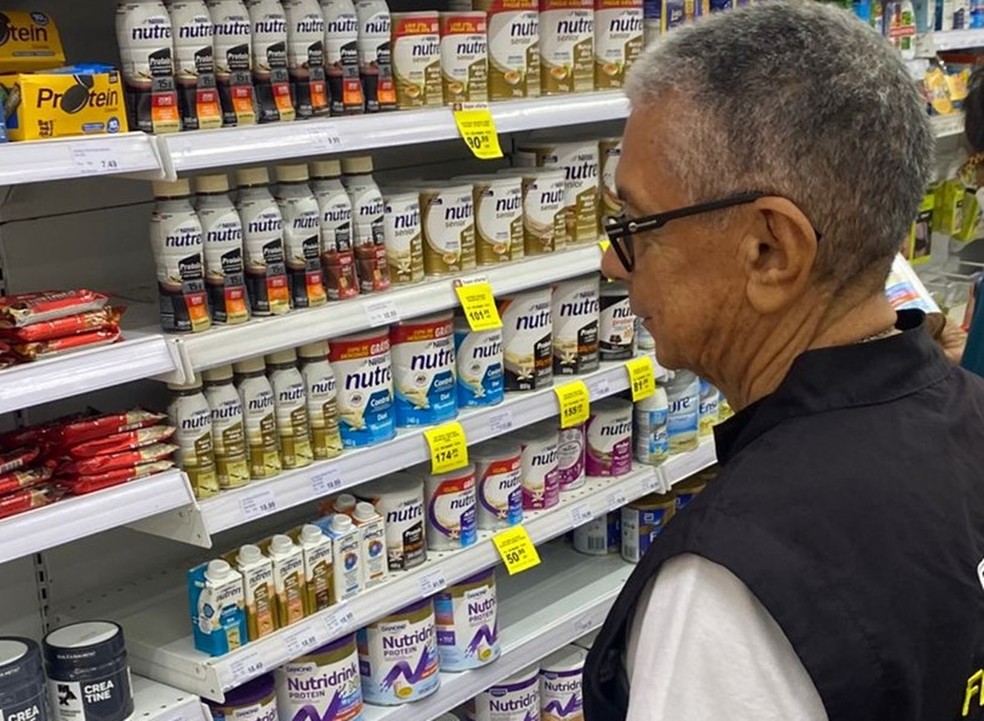 Três farmárcias são autuadas e mais de 100 produtos são apreendidos em João Pessoa — Foto: Procon-JP