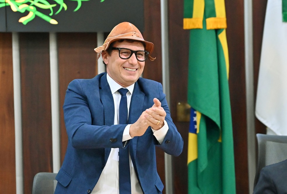 Humorista Mução recebeu título de cidade norte-rio-grandense no fim de 2025 — Foto: Eduardo Maia/ALRN