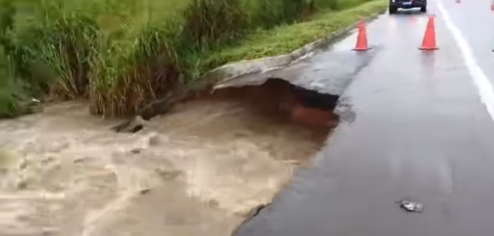Chuvas na Paraíba: 10 trechos de estradas são afetadas por temporal no estado; saiba quais — Foto: PRF Paraíba