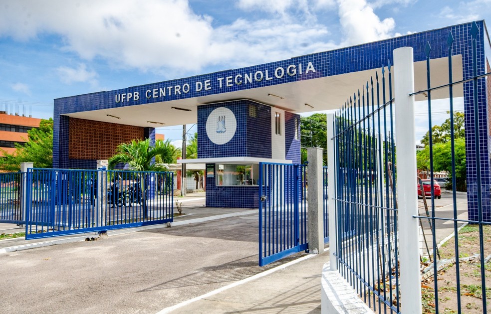 Entrada do Centro de Tecnologia do Campus I da UFPB, em João Pessoa — — Foto: Angélica Gouveia/UFPB