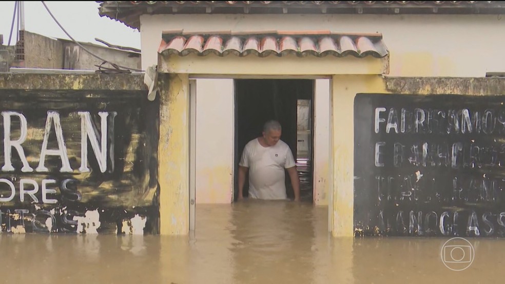 O governo da Paraíba decretou situação de emergência nas regiões mais afetadas pela chuva — Foto: Reprodução/TV Globo