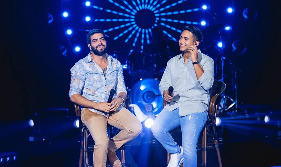 A dupla Henrique e Juliano se apresenta no Parque do Povo — Foto: Randes Filho / Divulgação