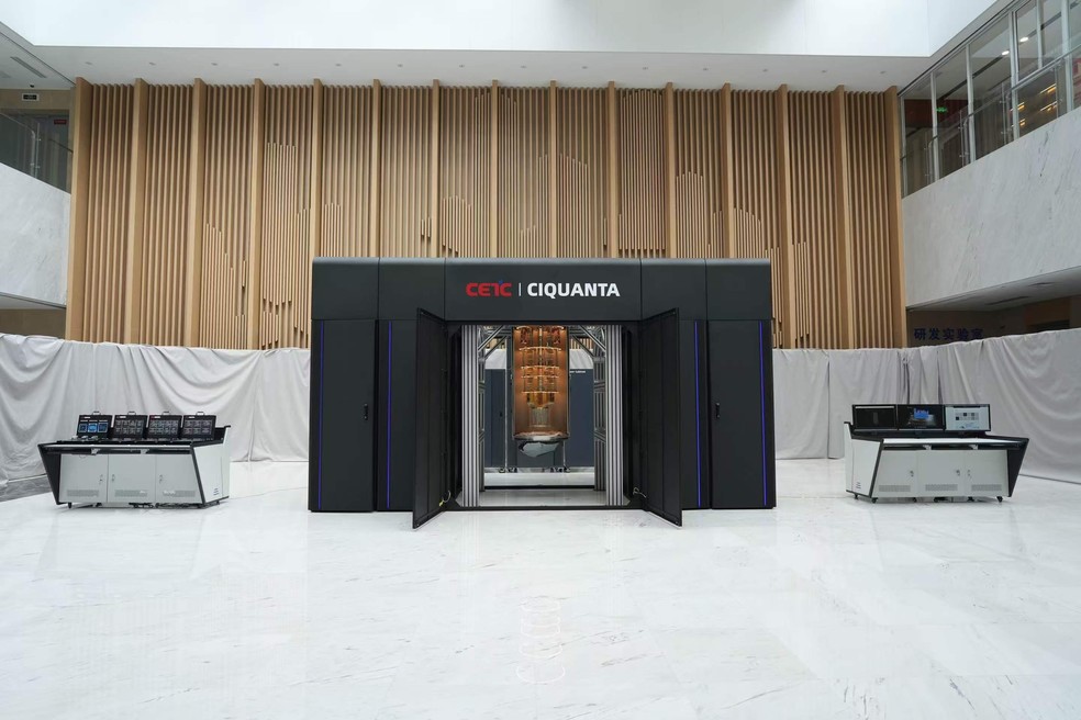 Peças do computador quântico em João Pessoa — Foto: Secretário de Ciência de Tecnologia da Paraíba