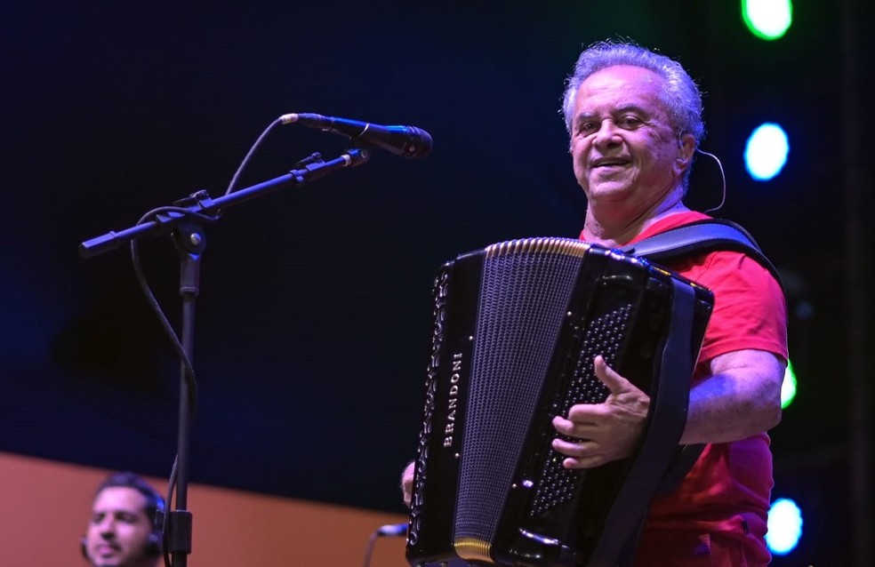 Flávio José na última noite de São João no Parque de Exposições de Salvador — Foto: Divulgação/Bahiatursa