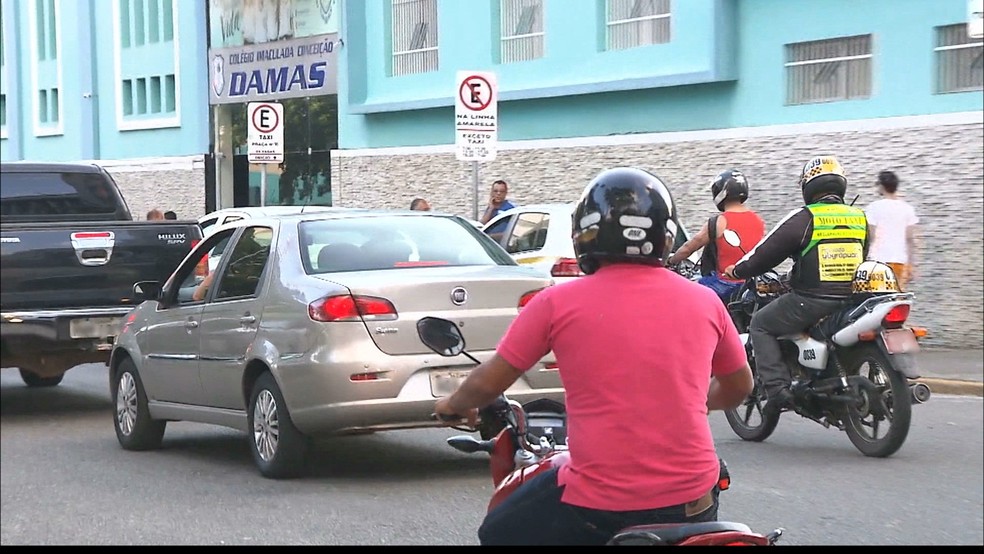 Trânsito em Campina Grande — Foto: Reprodução/TV Paraíba