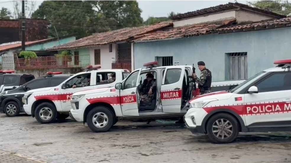 Operação apreendeu câmeras irregulares no Distrito Mecânico — Foto: Pedro Hugo Lopes/TV Cabo Branco
