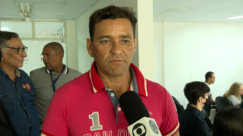 Adriano Trajano, candidato do PCO a senador pela Paraíba — Foto: Reprodução/TV Cabo Branco