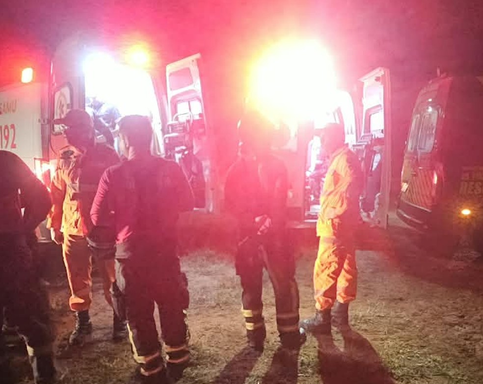 Bombeiros resgatam vítima após queda de elevador em torre eólica em João Câmara — Foto: Divulgação / CBMRN