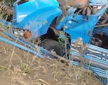 O veículo perdeu o controle e despencou em uma ribanceira na RN-023. Foto — © Divulgação.