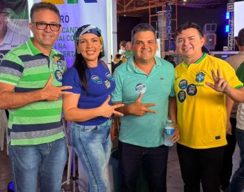 Vereadora Jarbas de Dito – (REPUBLICANOS), prefeita Dra. Silvana Costa, vereador Cássio de Zequinha – (PP) e vereador Emerson da Saúde – (REPUBLICANOS). Foto — ©Assessoria.