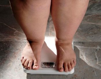A obesidade é reconhecida pela Organização Mundial de Saúde (OMS) como uma doença crônica — Foto: Freepik