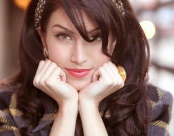 1295665259-stevie-ryan