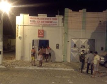Frente da Agência Bradesco.