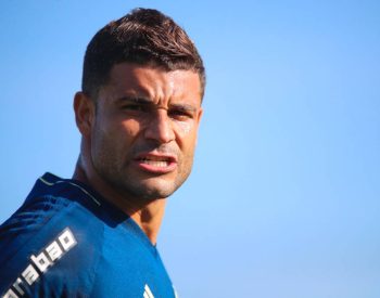 Ederson foi diagnosticado com um tumor no testículo (Foto:Gilvan de Souza/Flamengo)