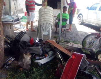 Frente do Barraco de Marco Alemão após o incêndio em Jardim do Seridó. Foto - Júlice Gomes / Blog Seridó no AR.