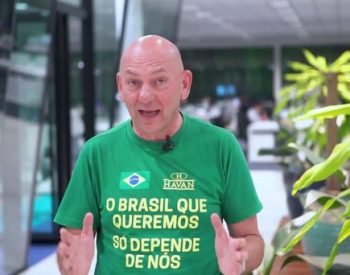 2019051701054_3cbae187ab52616a7f48db87046aac03133d0a7c63b36119b20244ce8d537f29