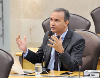 Deputado estadual Kelps Lima - Foto Eduardo Maia.