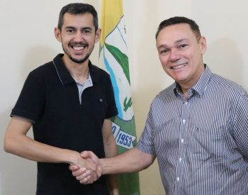 Prefeito de Ouro Branco Samuel e o prefeito de Jardim do Seridó Amazan Silva. Foto — ©Divulgação.