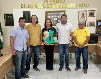 Secretário Guga, meteorologista Gilmar Bristot, prefeita Silvana Costa, presidente da Câmara Ver. Ozires Neto e o ex-vereador e ex-vice prefeito José da Noite. Foto — ©Divulgação.
