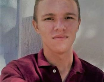 Adson Carlos Alves da Silva de 24 anos. ( Foto: Arquivo / família )