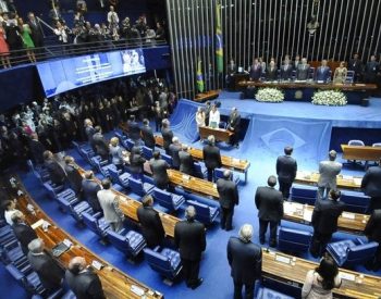 Câmara deverá colocar em votação a restrição do foro privilegiado. ( Foto: G1 )