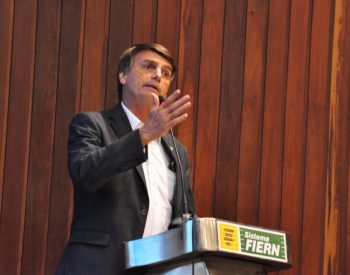 Bolsonaro defendeu ainda as atuações dos militares em casos de tortura e também a figura do coronel Carlos Alberto Brilhante Ustra. ( Foto: José Aldenir / Agora RN )