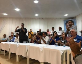 Carlos Eduardo recebe apoio do Coronel André Azevedo (PSL). Foto: Assessoria.