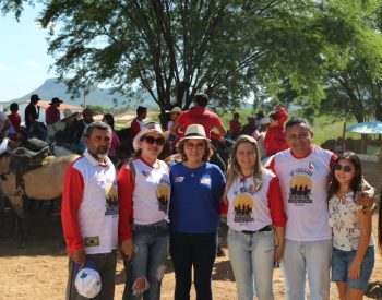 Deputada Zenaide maia participou da Cavalgada em Lucrécia. ( Foto: Assessoria )