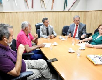 Comissão-de-Educação-1-696x464