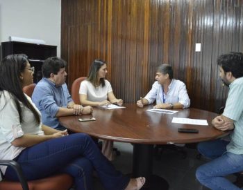 Cristiane Dantas em reunião no DNIT (1)