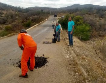 Operação Tapa-Buraco na RN-288. Foto -  Assessoria de comunicação - PMCD