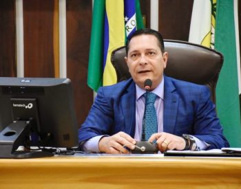 Deputado e presidente da Assembleia Legislativa, Ezequiel Ferreira de Souza (João Gilberto)