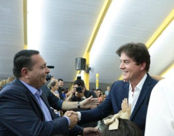 Presidente da Assembleia Legislativa, Ezequiel Ferreira e o governador do RN, Robinson Faria (Foto: Demis Roussos)