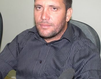 Vereador José Carlos - (PMDB).