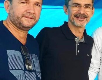 Ex-secretário de esportes de Ouro Branco Zulamar e o deputado estadual Francisco do PT. ( Foto: Assessoria )