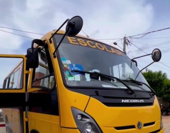 Ônibus Escolar.  Foto — ©Divulgação.