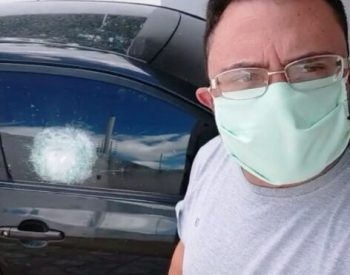 Segundo Marcolino, ele estava na frente da escola conversando com amigos, quando os criminosos — Foto: Divulgação