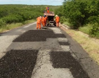 Última vez que houve um recapeamento asfáltico faz tanto tempo que a maioria das pessoas nem lembram mais — Foto: Divulgação