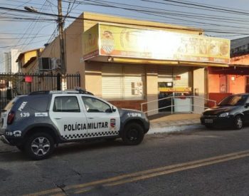 Padaria foi assaltada na tarde desta terça-feira (20) em Natal — Foto: Sérgio Henrique Santos/Inter TV Cabugi