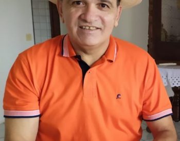 Aniversariante já recebeu os parabéns de familiares, amigos, colegas de trabalho e lideranças políticas — Foto: Divulgação